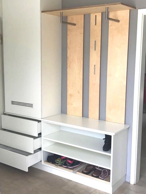 Vorzimmer-Tagesgarderobe